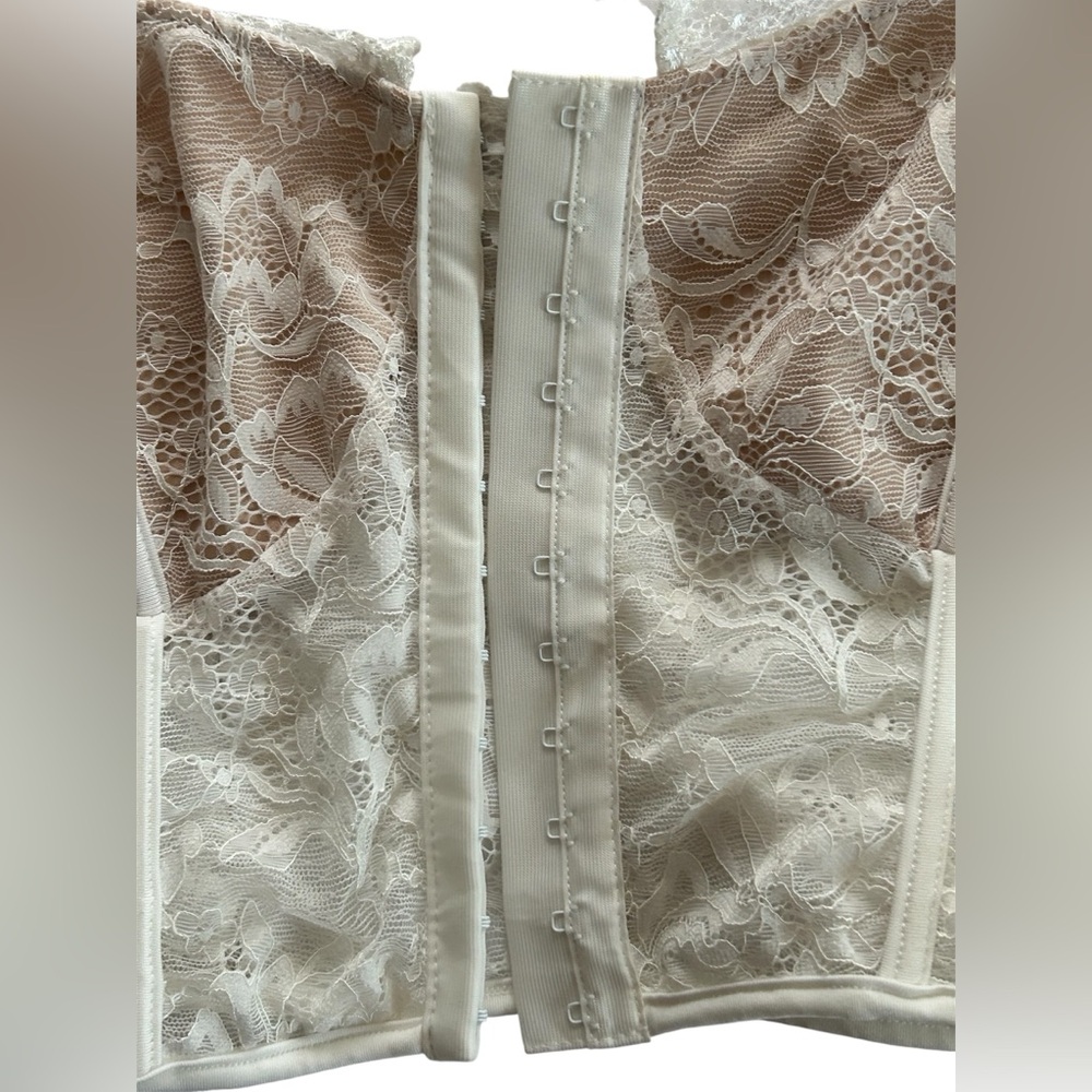 Lace Bustier Corset in Cream Size Large - Picture 5 of 5